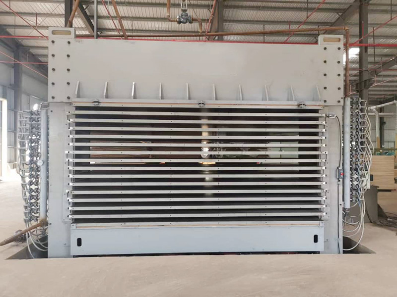 nhà máy sản xuất ván ép phủ phim