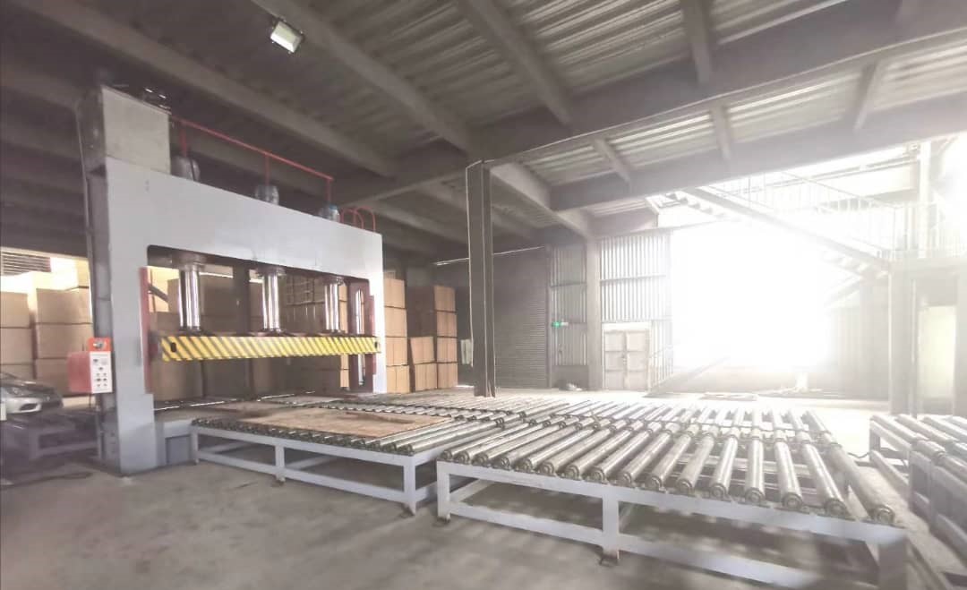 Холодный подпрессовщик