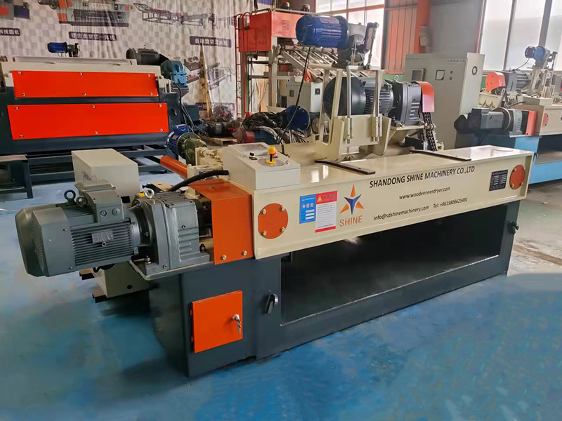 Станок лущильный для производства фанеры