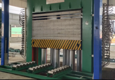 Горячий пресс для фанеры