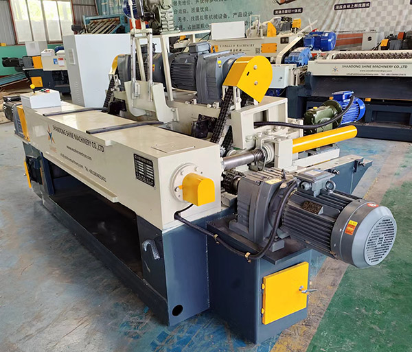 Máy bóc vỏ không trục chính