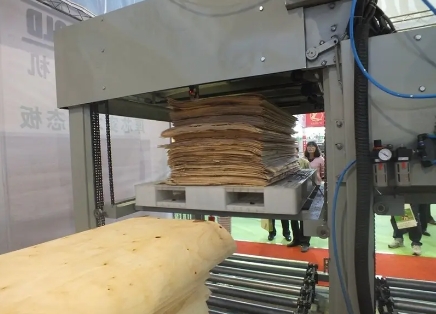 Dây chuyền sản xuất ván ép