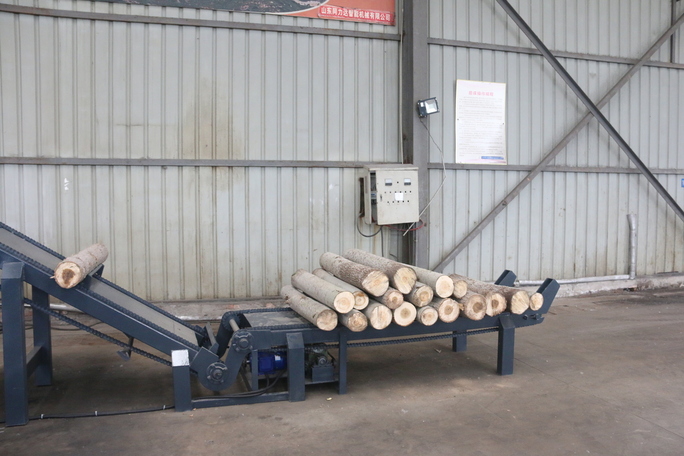 Automatic peeling line