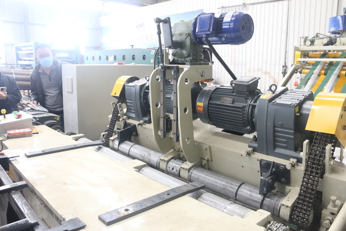 Complete peeling line